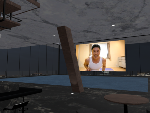 きんに君と筋トレできる部屋の画像